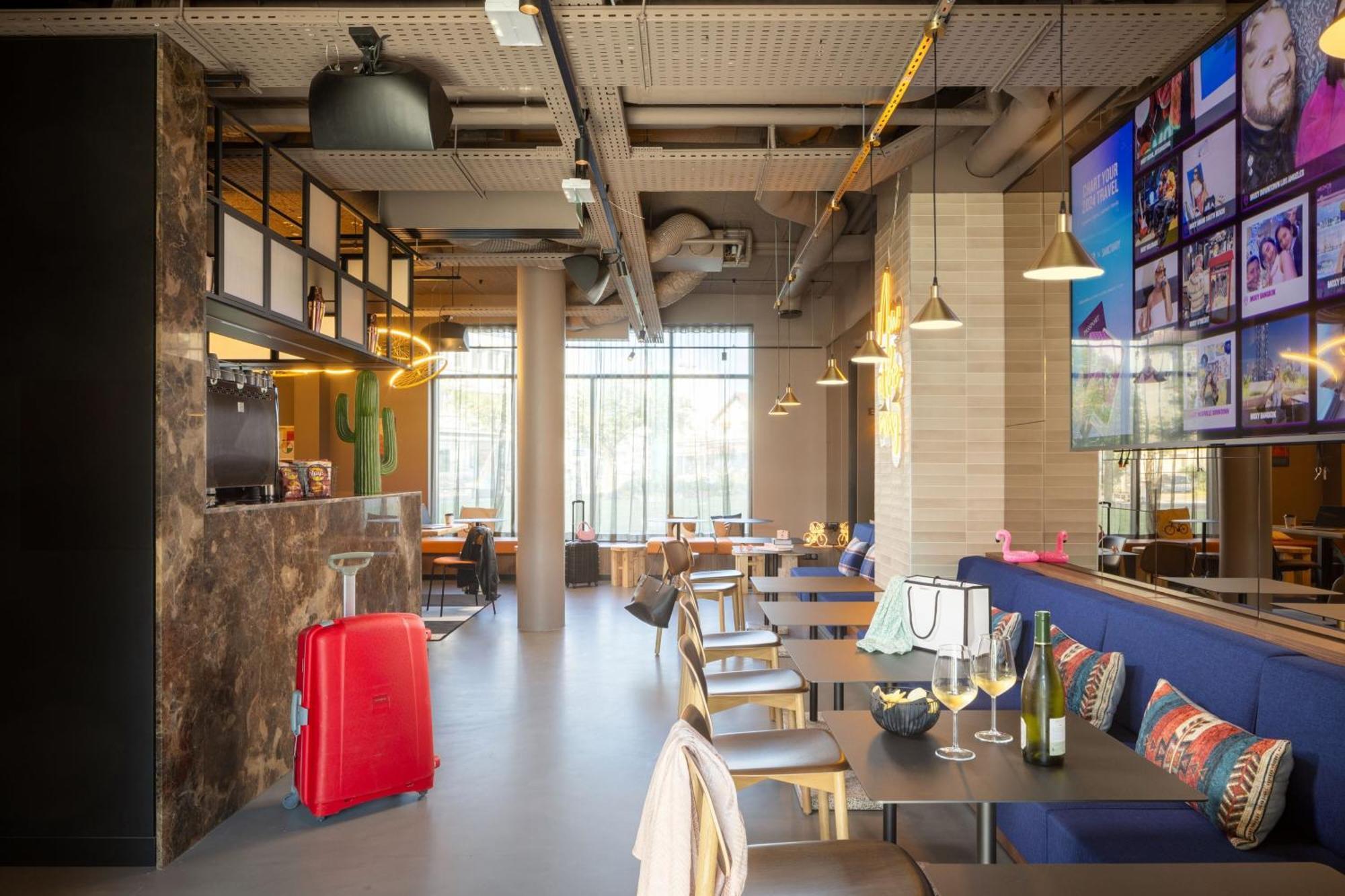Moxy Paris Clamart Εξωτερικό φωτογραφία